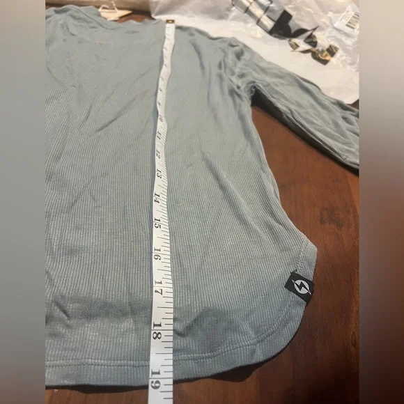 NWT PopFlex—Refine Long Sleeve Top Stretchy Women's Stormy Blue Gray—Medium - Picture 4 of 5
